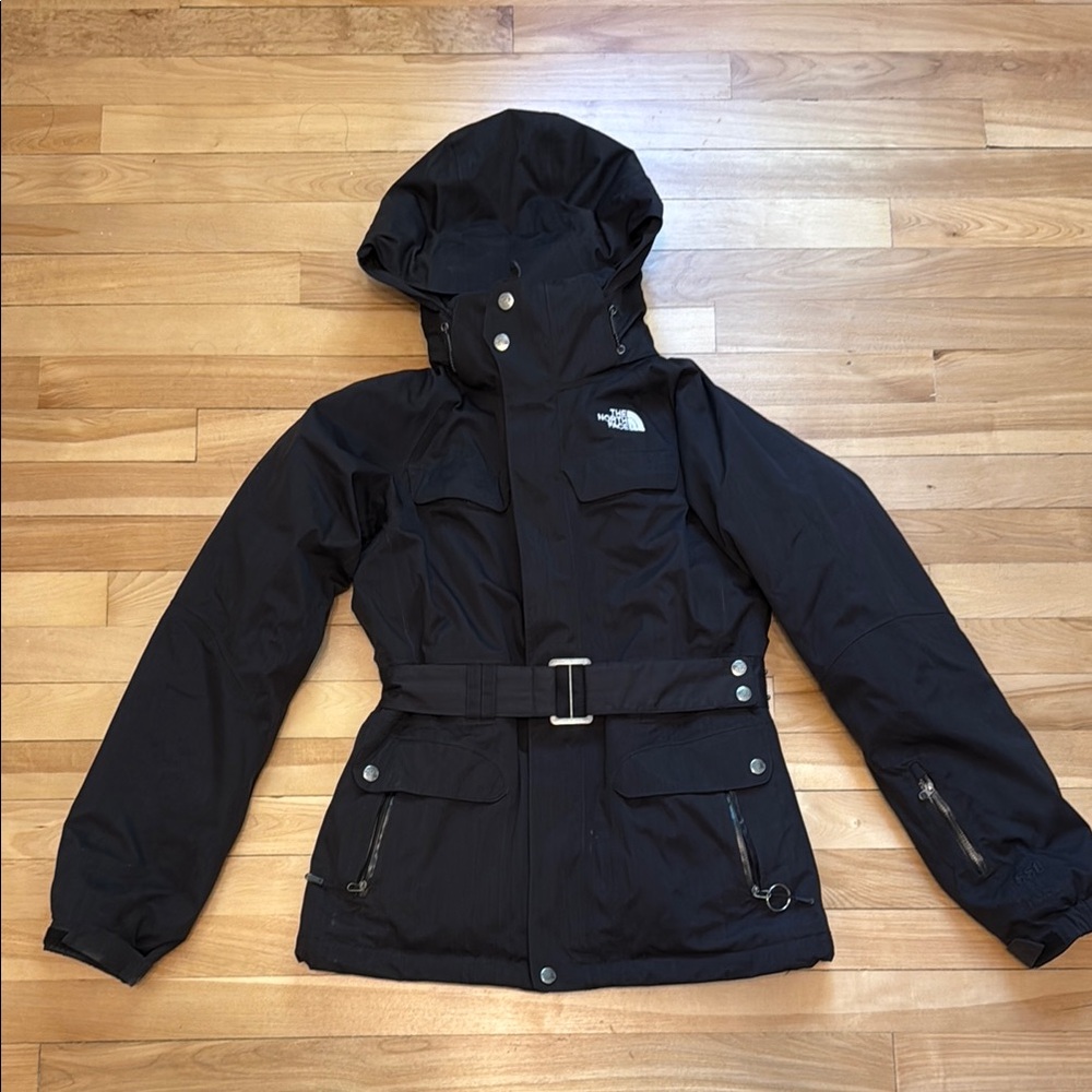 The North Face 550 Hyvent Goose Down Women's Black Belted Ski Jacket
